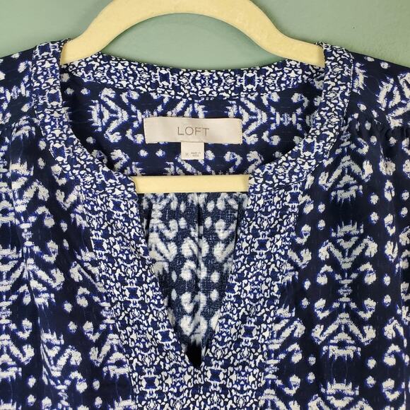 Ann Taylor Loft Blue Mosaic Split Neck Blouse Size Medium - Picture 8 of 8